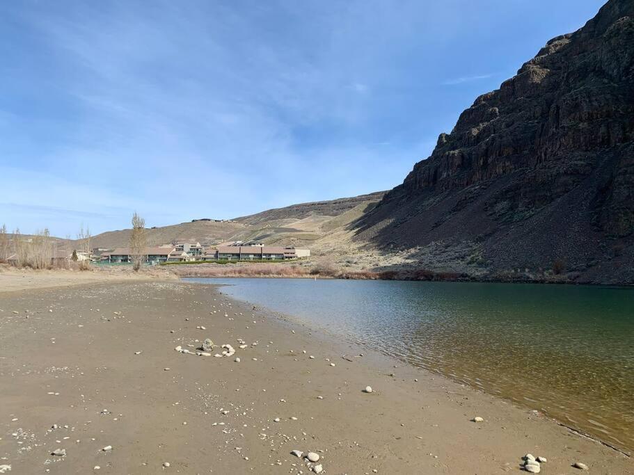 Sunserra Villa! Movie Room, Family Friendly, Bbqs, Pools, Free Golf! Quincy المظهر الخارجي الصورة