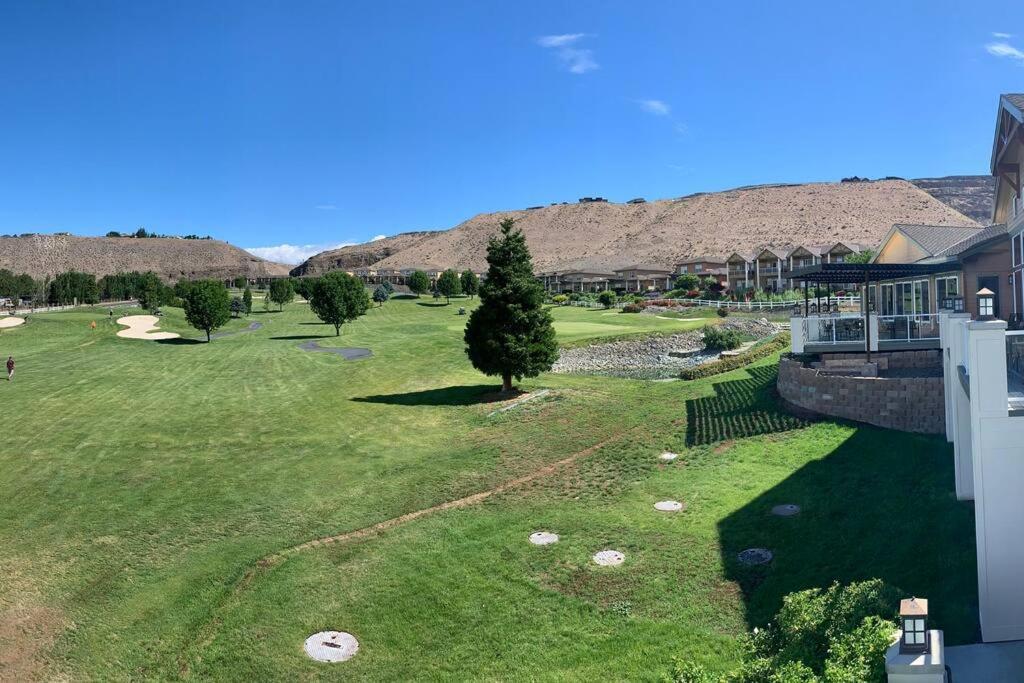 Sunserra Villa! Movie Room, Family Friendly, Bbqs, Pools, Free Golf! Quincy المظهر الخارجي الصورة