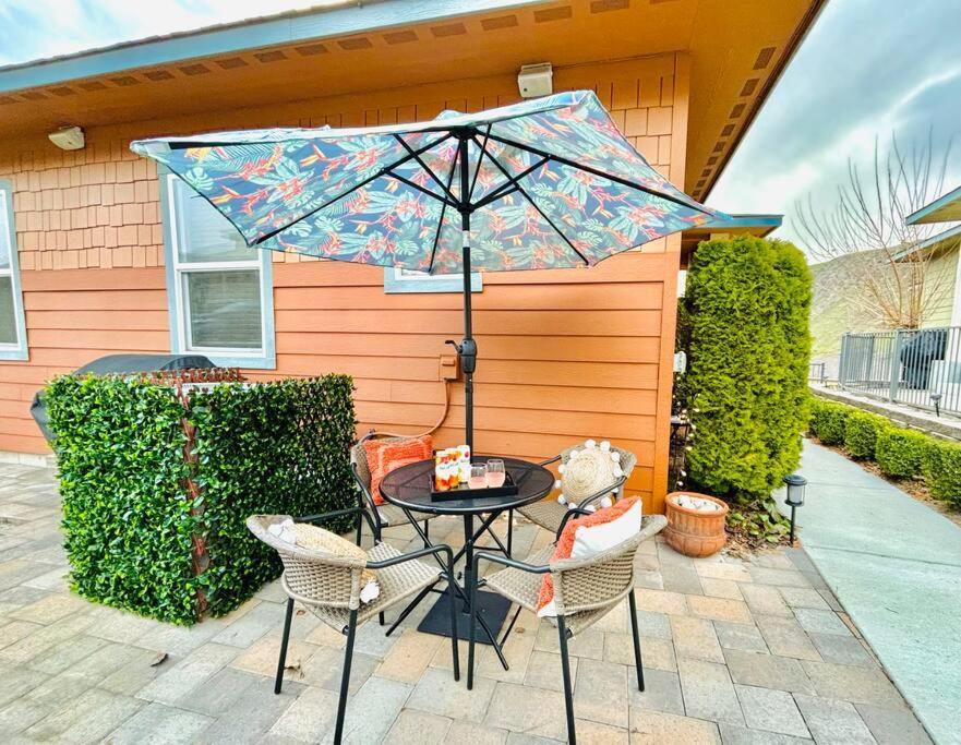 Sunserra Villa! Movie Room, Family Friendly, Bbqs, Pools, Free Golf! Quincy المظهر الخارجي الصورة